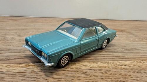 Corgi toys whizzwheels - toys, ford