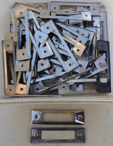 Porte étiquettes année - 6, 70