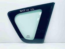 NISSAN NOTE E11, NE11 Fenêtre