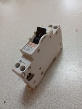 1x disjoncteur Interrupteur