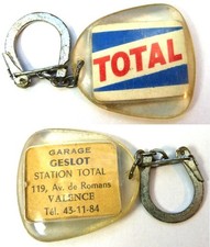 Porte-clés Logo Ancien - TOTAL - Garage GESLOT - STATION TOTAL - 26 VALENCE