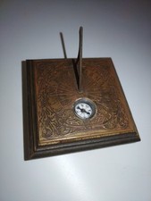Cadran Solaire  boussole sur socle bois