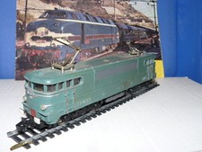 TRAIN ECHELLE HO  HORNBY