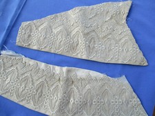2 fragments de costume de