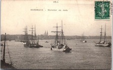 33 BORDEAUX - Morutier en rade.