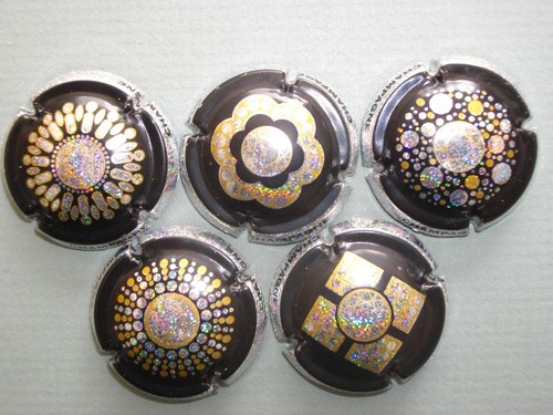 Capsules champagne ou - de,