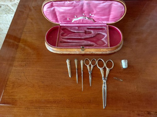 Beau coffret couture debut - couture,
