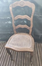 6 chaises Cannées De Salle à