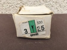 Anciennes vis à bois / Tête fraisée / Fendue / 3 x 25 / Quincaillerie