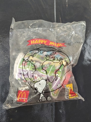Figurine peanuts snoopy world - peanuts,