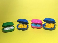 L18 - 4  Kinder 2002 - animaux