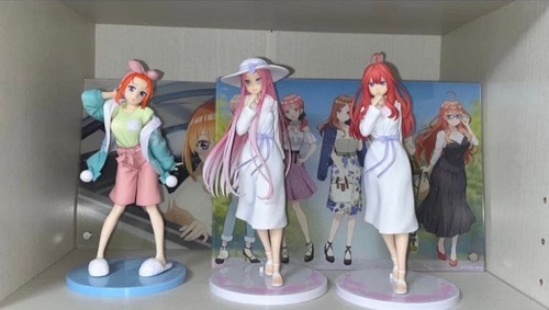 Lot figurines the - de,