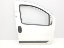 9004EP porte avant droit pour