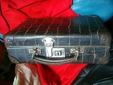 ANCIENNE VALISETTE POUR ENFANT