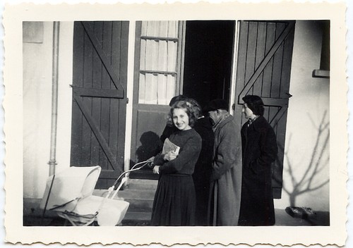 Famille poussette landau jeune