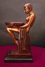 Bronze Sculpture "Gazing"