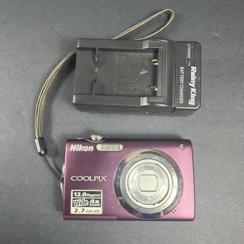 Plum nikon coolpix - plum,
