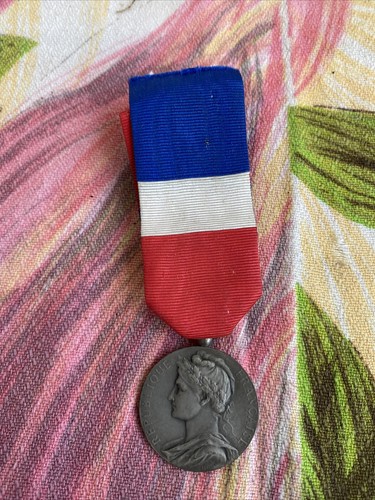 Ancienne médaille travail - ancienne,