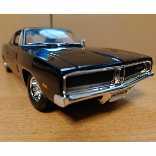 Dodge charger t - 1/18,