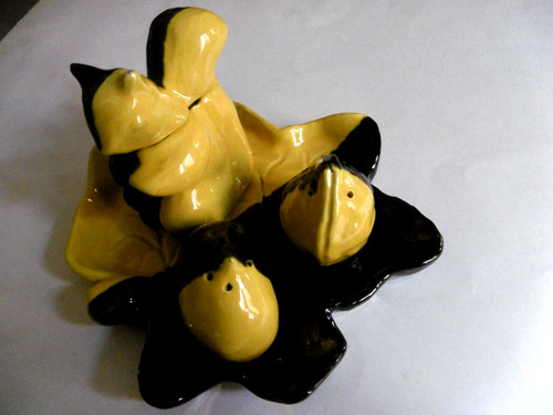 Service condiments - service,