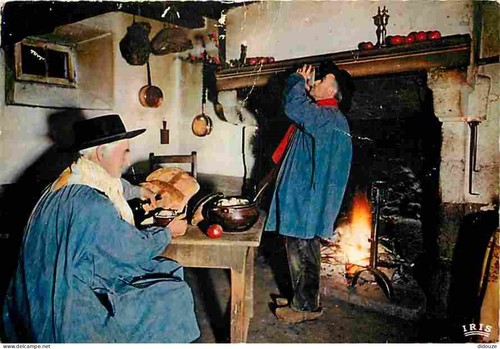 Carte postale folklore - postale,