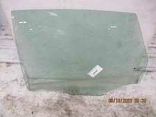 Glace porte arriere gauche