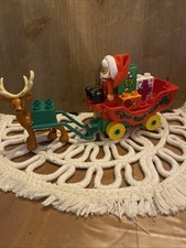 Ancien  Traîneau Père Noel Lego Duplo , Tiré Par Renne, Avec Cadeaux.