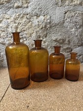 Lot de 4 Flacons en Verre Ambré Vintage – Apothicaire / Pharmacie