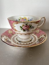 Ensemble tasse à thé Porcelaine vintage Royal Albert Lady Carlyle England  - TBE
