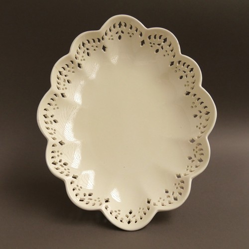 Wedgwood creamware plat - wedgwood,