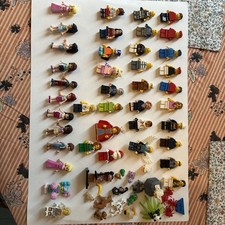 Lot de personnages et animaux