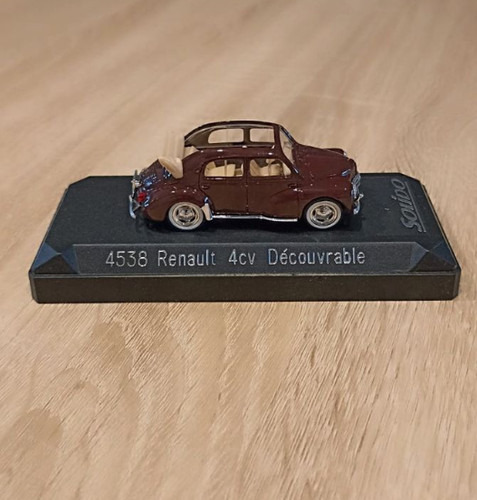 Renault découvrable - 4, cv