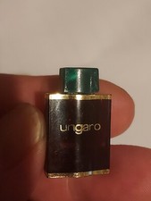Pin's Ungaro "Parfum"