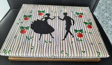 ANCIENNE BOITE A BONBONS ET CHOCOLATS EN CARTON VINTAGE