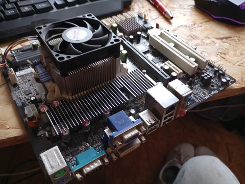 Msi 945gcm7 microatx lga775 - msi,