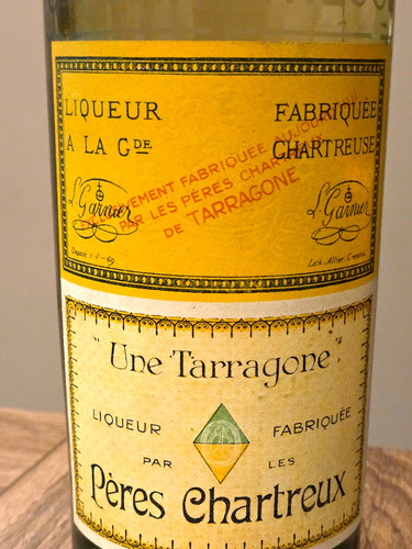 Chartreuse une tarragone - chartreuse, jaune