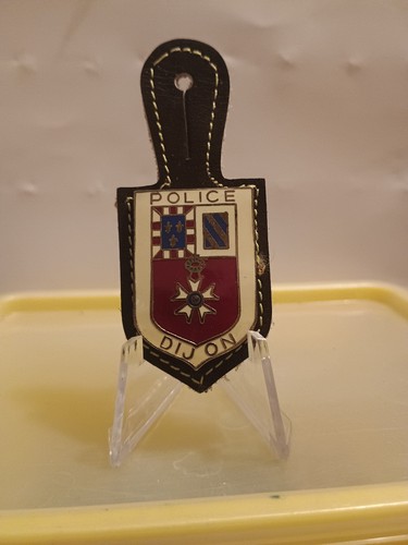 Pucelle insigne métal - pucelle,