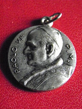 MEDAILLE RELIGIEUSE. PAUL VI. CLOTURE DE L' ANNEE SAINTE DE 1975. METAL ARGENTE.