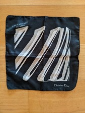Carré foulard  marque Christian Dior eau sauvage extrême 31 x 31 cm  neuf