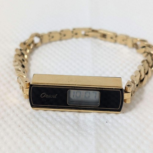 Orient quartz digital watch - quartz,