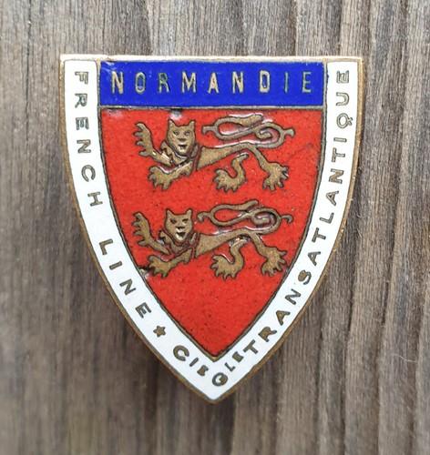 Insigne paquebot normandie - insigne,