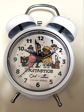 Réveil FANTASTICS avec boite, piles et manuel testé fonctionnel