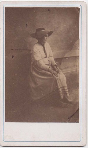 Cdv folklore femme avec - folklore,,
