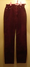 1 PANTALON VELOURS finement cotelé BORDEAUX taille 38