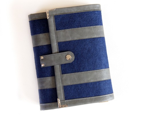 Gray navy felt planner - navy,