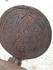 moule à ostie / gaufres 18ème siècle armoirie  ancien grenier