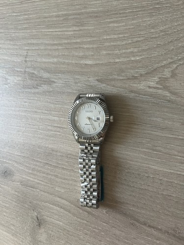 Seiko arabic dial blue date - seiko,