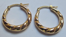 Anciennes boucles d'oreilles