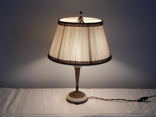 Ancienne lampe bronze - ancienne, en