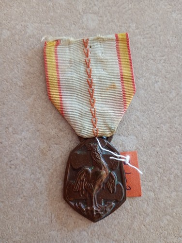 Médaille militaire insigne - militaire,